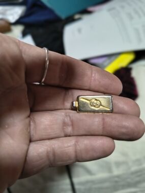 Gucci Gold-Tone Rectangular Charm with Interlocking G